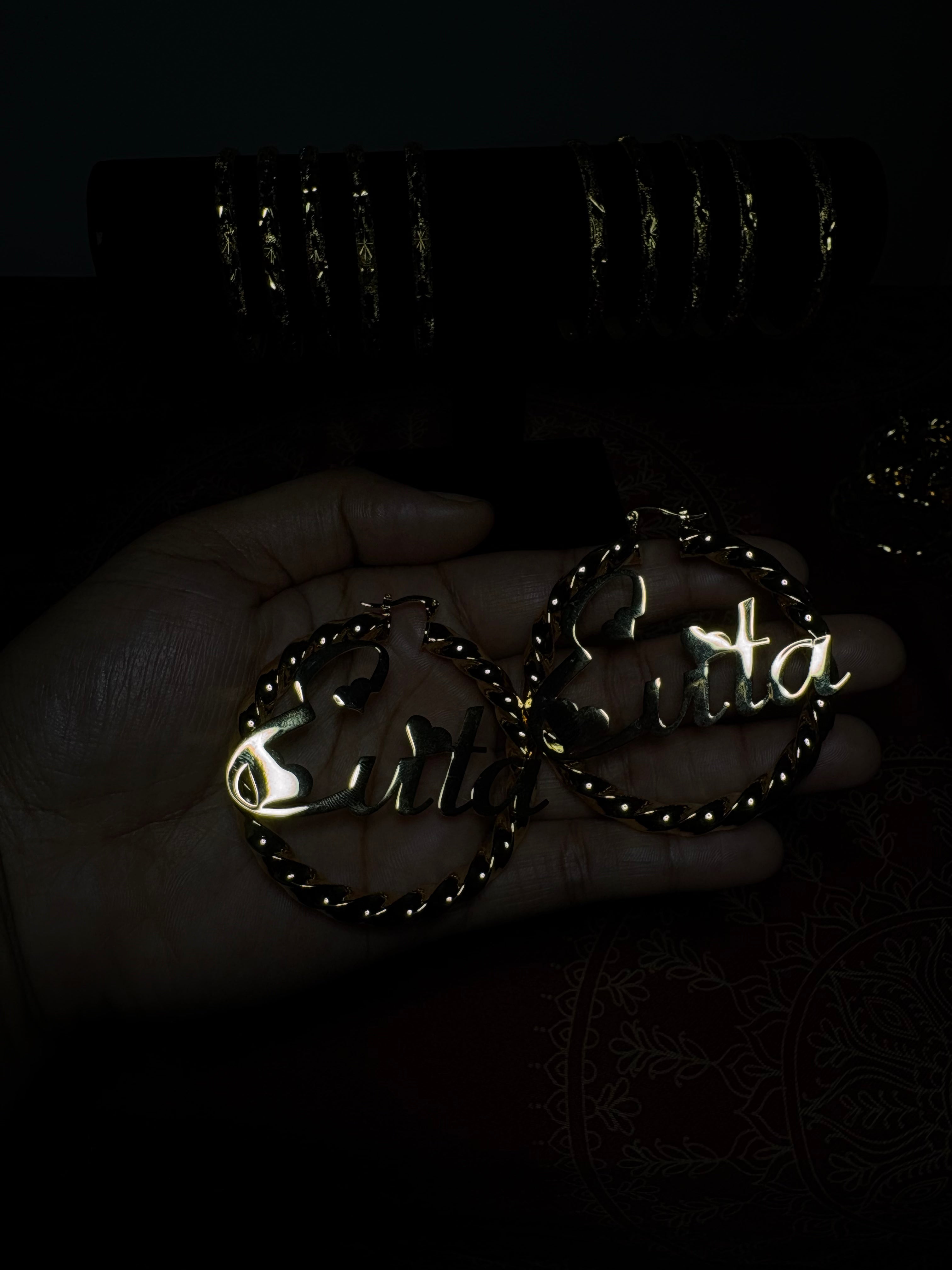 CUSTOM HOOPS